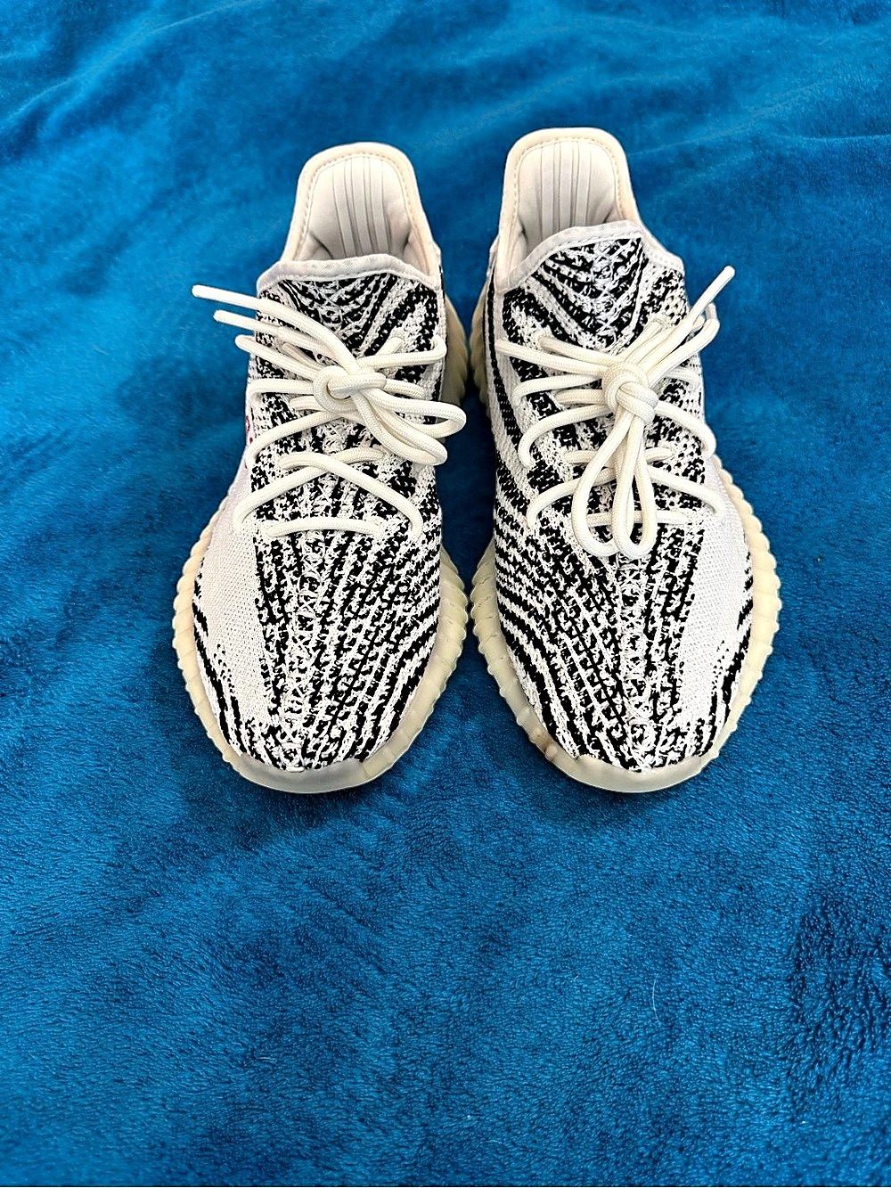 adidas Yeezy Boost 350 V2 Sneakers “zebra” Black & White in Men’s size 8